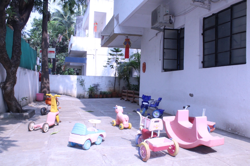 Preschool in Karvenagar